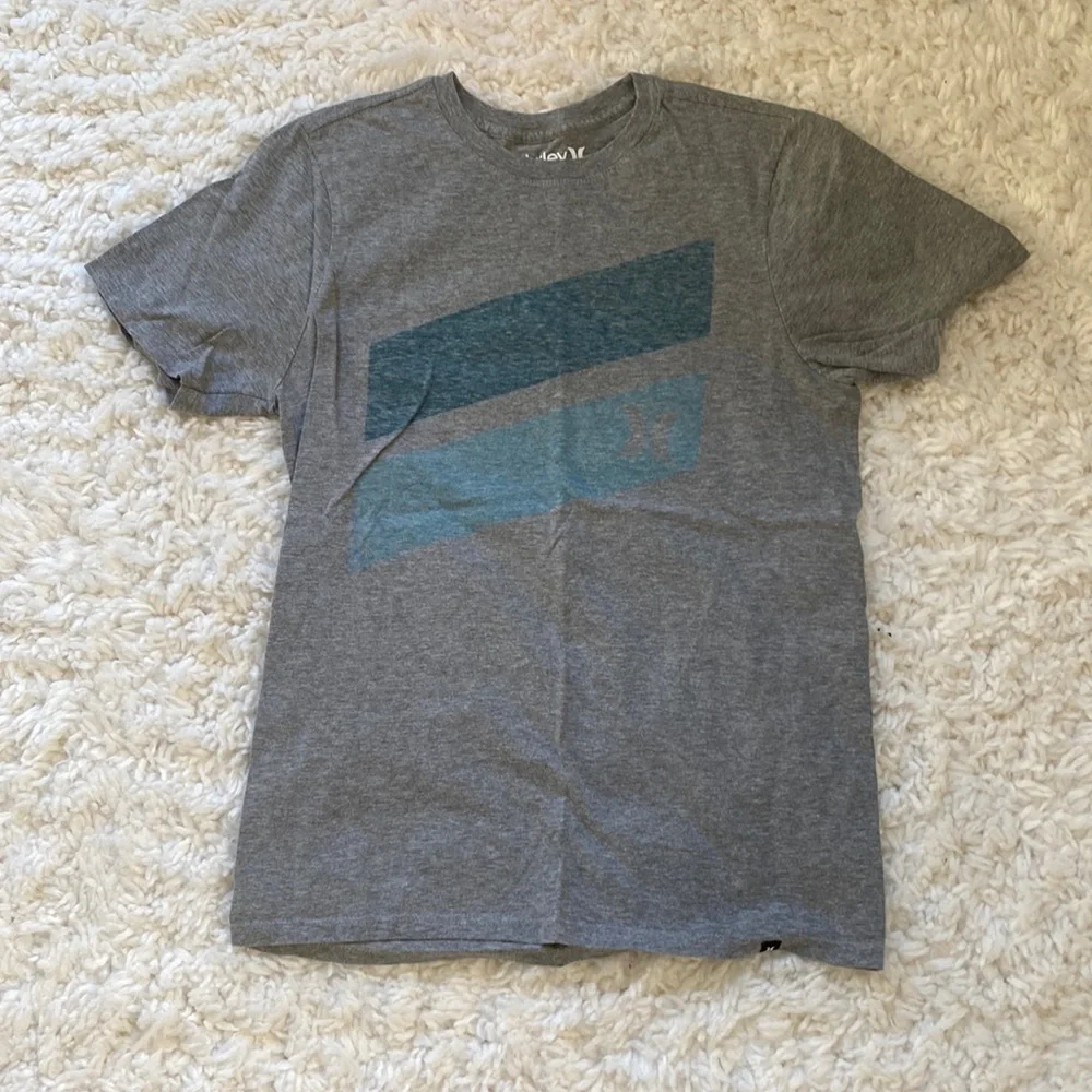 Hurley graphic tee - Picture 1 of 2